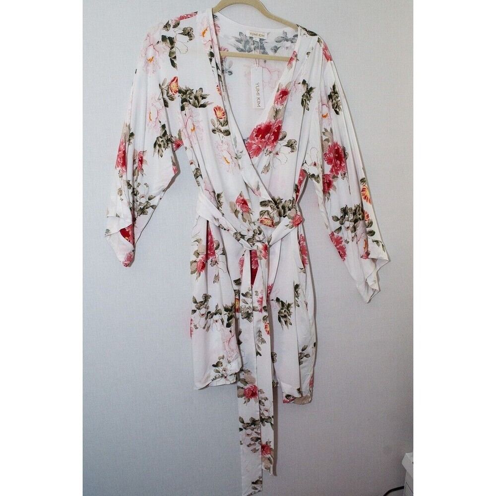 Yumi Kim womens L floral robe new belted Dream‎ Lover True love